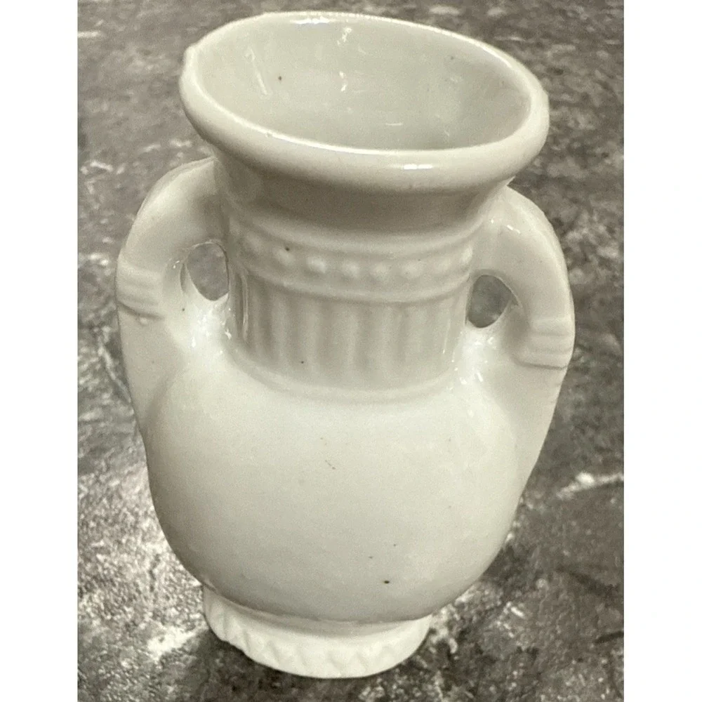 Vintage Occupied Japan Miniature Vase White Gold Trim Rose Flower‎ 2 3/4